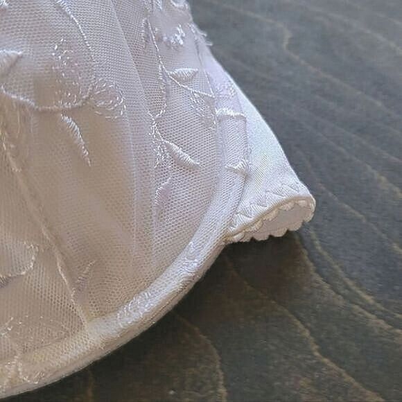 Triumph white floral lace underwire lined unpadded bra 38C - Picture 12 of 16